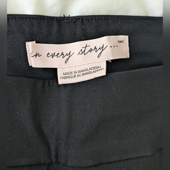 Classic black, pull on Capri pants by Pennington's in every story, 18 regular - Picture 2 of 12
